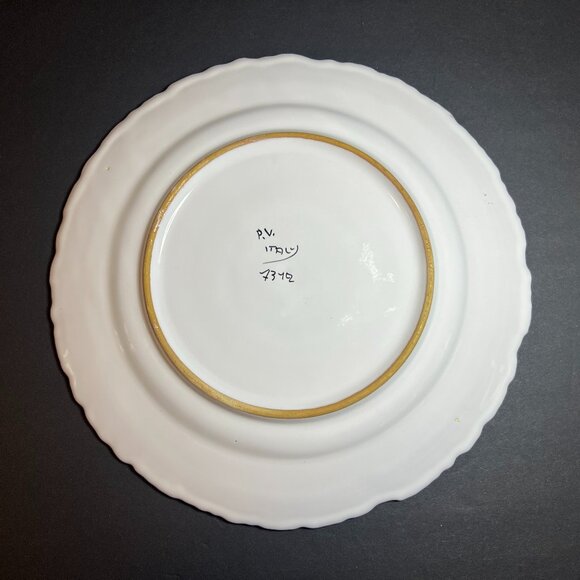 Vintage PV Italy Signed Ceramic Grape Vine & Leaf Embossed Serving Plate 10" - Picture 5 of 6